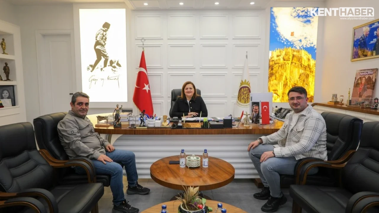 Başkan Burcu Köksal, İHA Temsilcisi Ceylan ve Muhabir Dal’ı Ağırladı