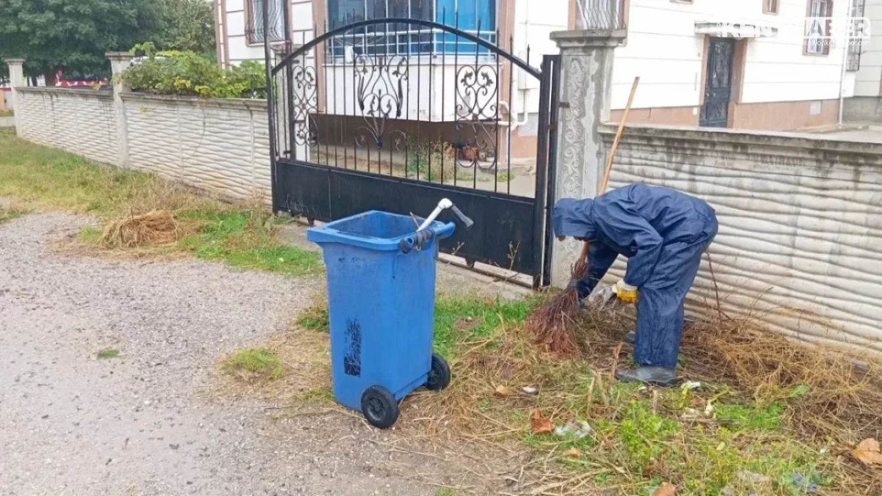 Bolvadin Belediyesi'nden İhsaniye ve Yakupşevki Paşa Mahallelerinde Kapsamlı Temizlik Çalışması - Detay Görsel 2