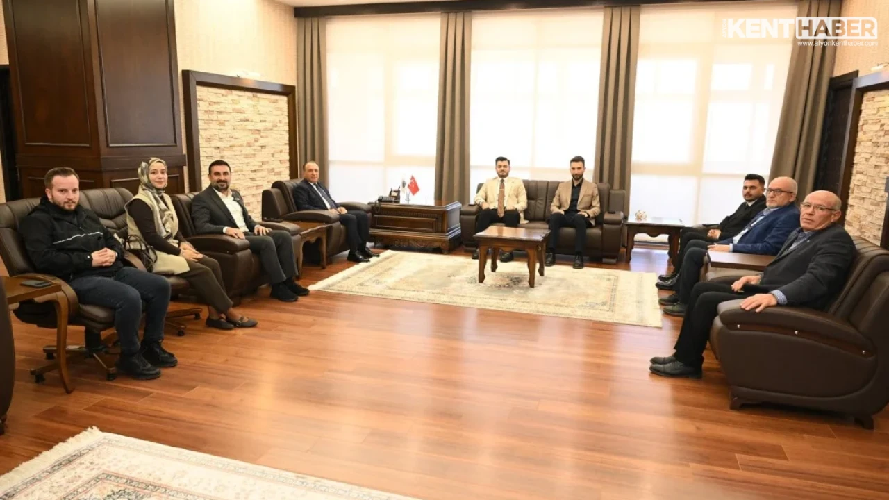 AK Parti Heyetinden Afyon Kocatepe Üniversitesi Rektörü Prof. Dr. Mehmet Karakaş'a Nazik Ziyaret - Detay Görsel 1
