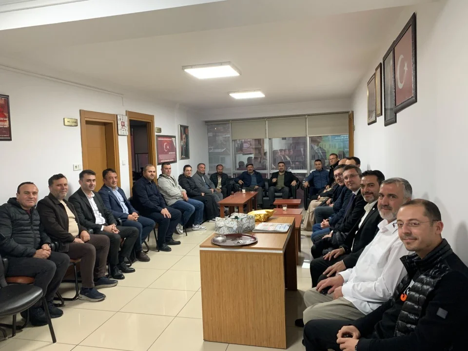 AK Parti Afyonkarahisar İl Başkanı Dr. Özgür Kavak Haftaya Vatandaş Buluşmasıyla Başladı