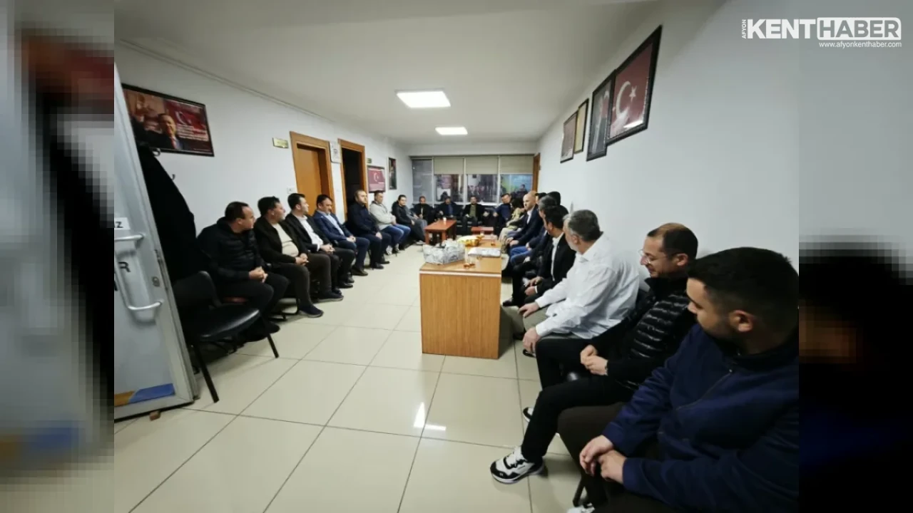 AK Parti Afyonkarahisar İl Başkanı Dr. Özgür Kavak Haftaya Hemşehrileriyle Başladı