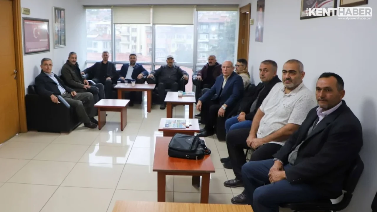 AK Parti Afyonkarahisar İl Başkanı Dr. Özgür Kavak Teşkilatla Buluştu - Detay Görsel 2
