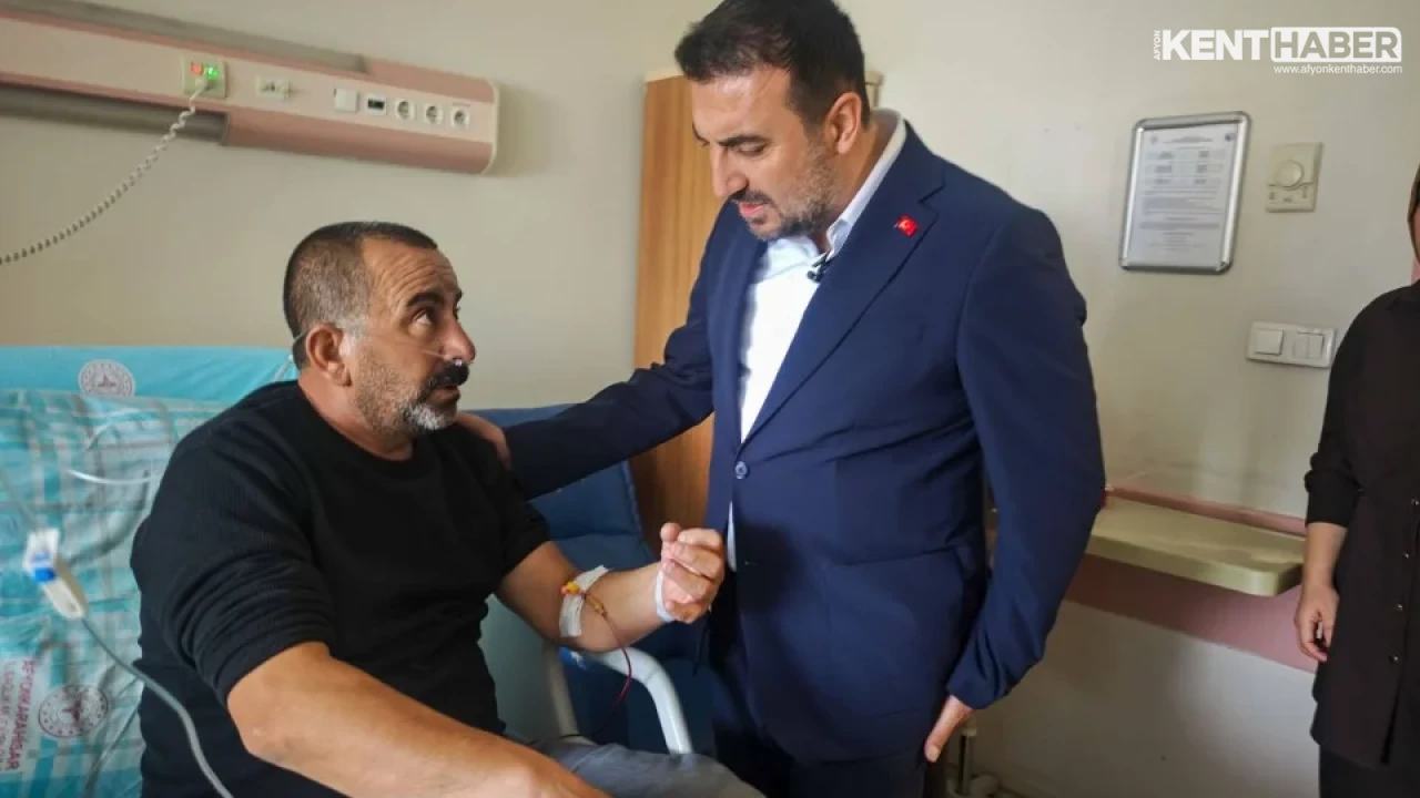 AK Parti Afyonkarahisar İl Başkanı Dr. Özgür Kavak'tan Hastane Ziyareti - Detay Görsel 4