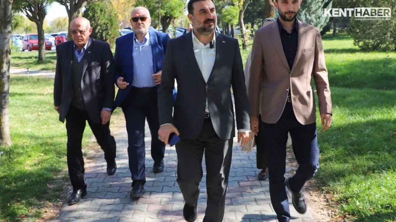 AK Parti Afyonkarahisar İl Başkanlığı'ndan Üniversiteli Gençlerle Buluşma - Detay Görsel 2