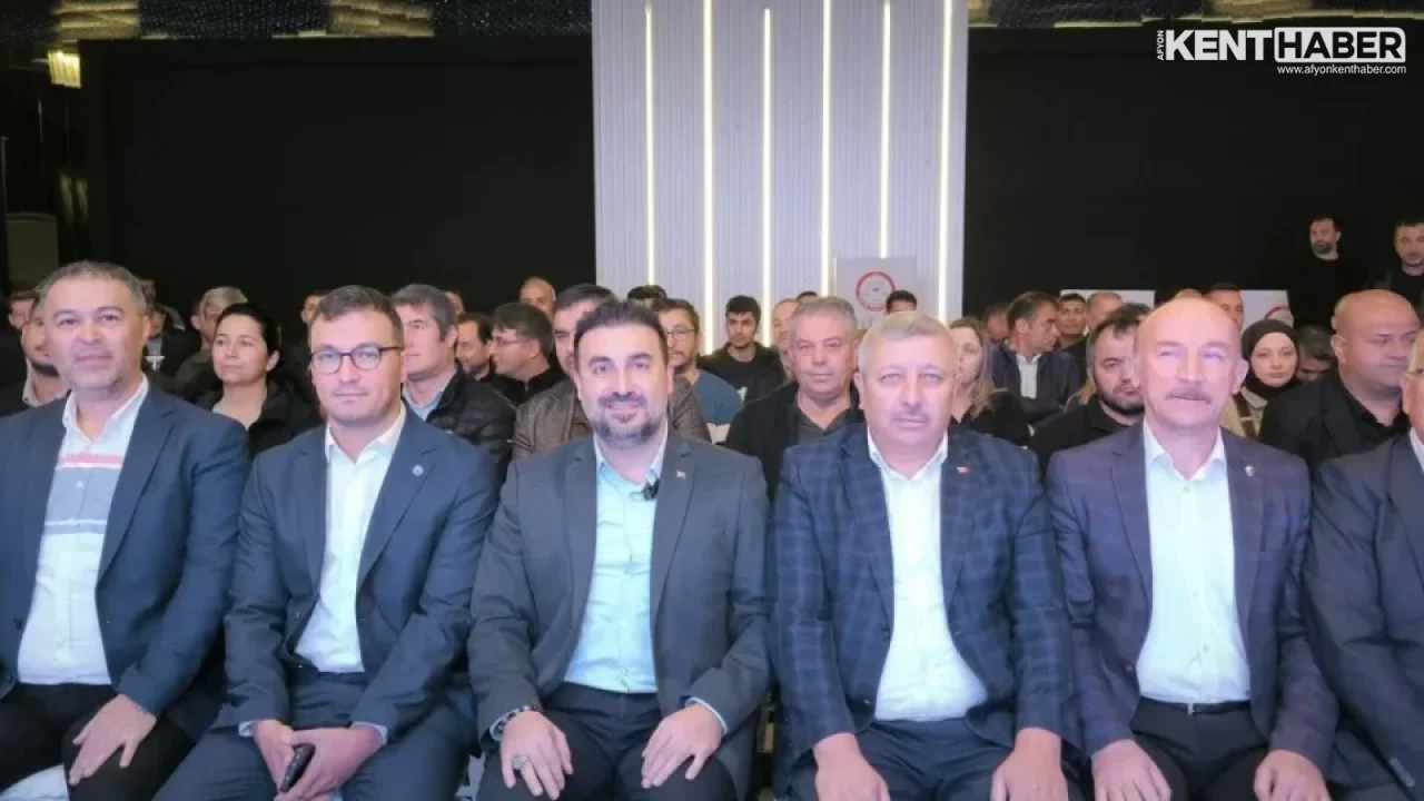 AK Parti Afyonkarahisar İl Başkanı Dr. Özgür Kavak TOÇ BİR-SEN Genel Kurulu'na Katıldı - Detay Görsel 1
