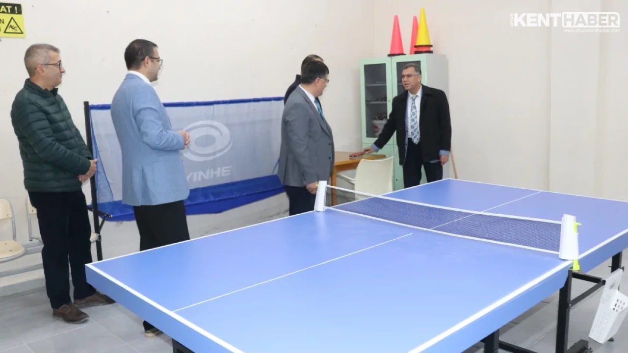 İl Milli Eğitim Müdürü İsmail Altınkaynak Afyonkarahisar Spor Lisesini Ziyaret Etti - Detay Görsel 1