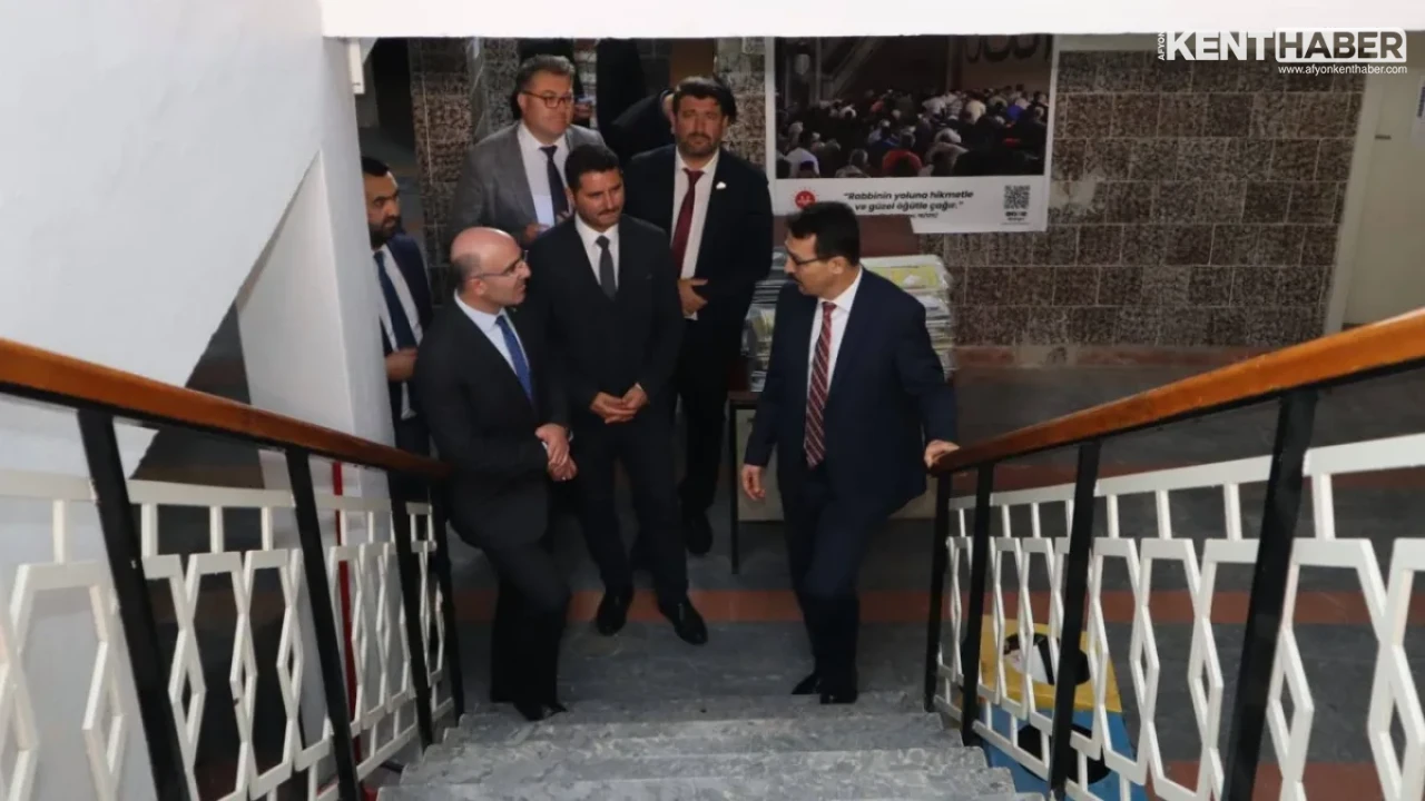 Afyonkarahisar İl Müftüsü Dr. Ali Hayri Çelik Müftülük Birimlerini Ziyaret Etti