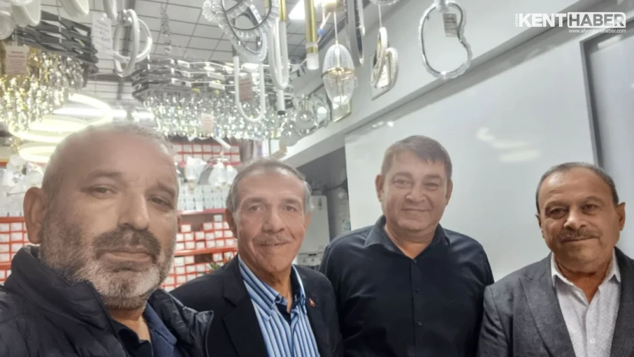 AK Parti Afyonkarahisar İl Başkanlığı Sahada: Dr. Özgür Kavak Liderliğinde Esnaf Ziyaretleri Sürüyor - Detay Görsel 3