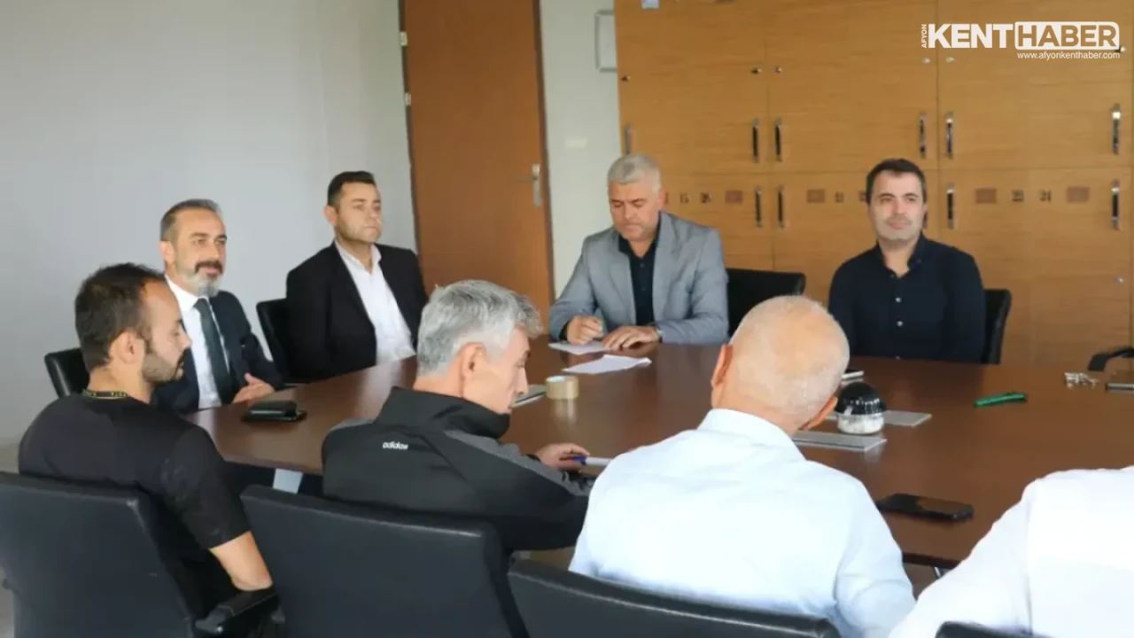 Şuhut’ta Eğitim Yatırımları ve Okul Ziyaretleri Aralıksız Sürüyor