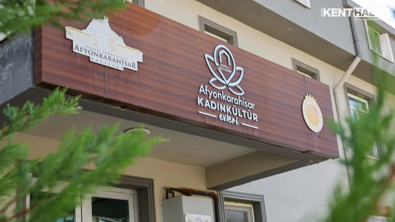 Afyonkarahisar Belediyesi Kadın Kültür Evlerinde Üretim Seferberliği Başladı - Detay Görsel 3