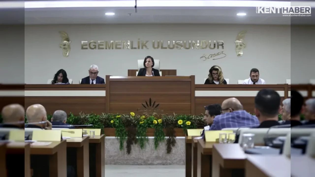 Karabağlar’ın Geleceği Şekilleniyor: 2027 Bütçesi Komisyona Sevk Edildi ve Yeni Yatırımlar Müjdelendi