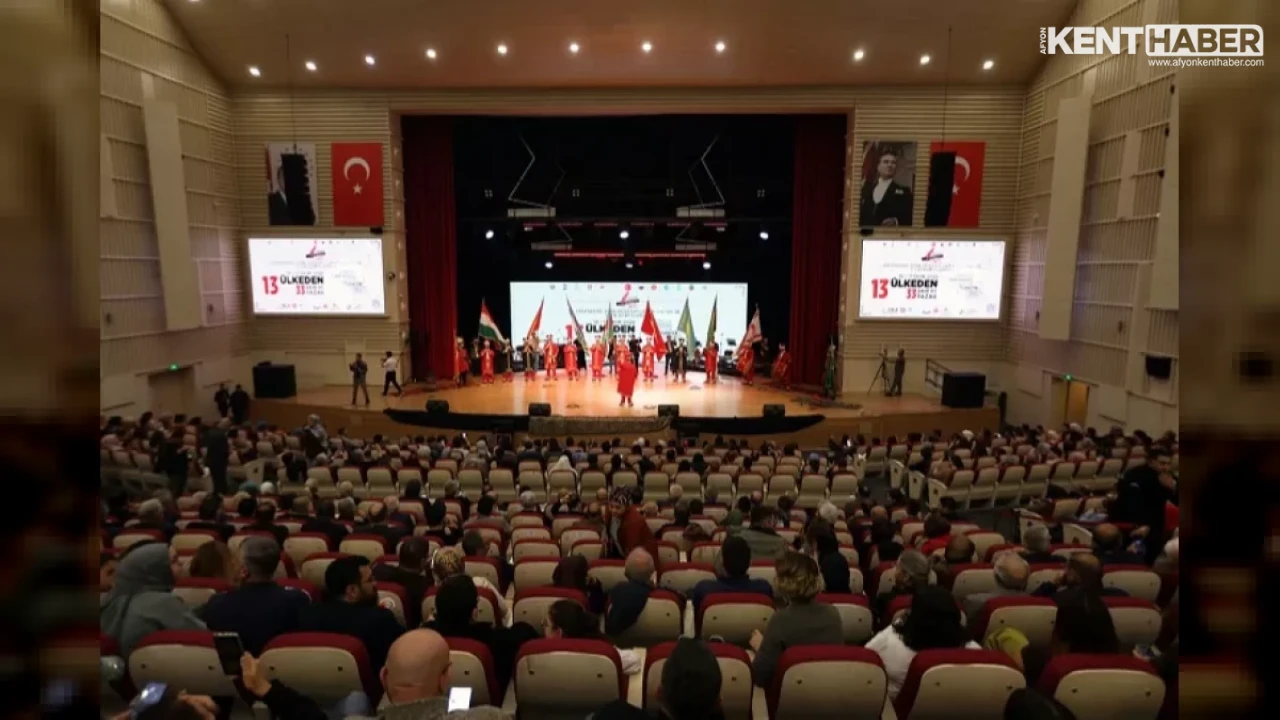 Kayseri Talas Türk Dünyası Şair ve Yazarlar Buluşması Coşkuyla Başladı