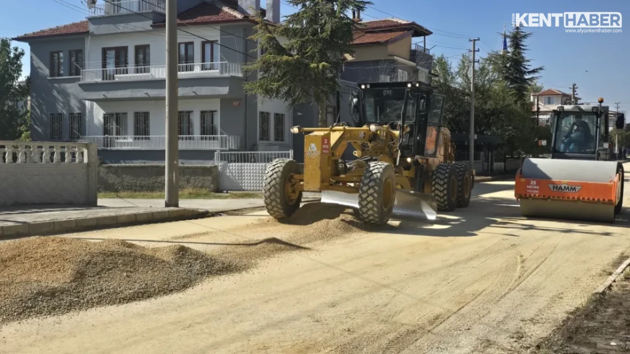 Bolvadin’de Ertuğrul Gazi Caddesi İçin 2,5 Milyon TL’lik Asfalt Yatırımı Başlatıldı - Detay Görsel 4