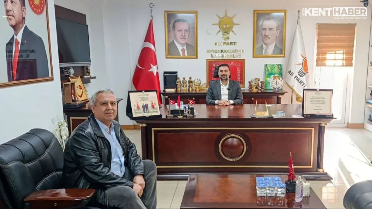 AK Parti Afyonkarahisar İl Başkanlığı'nda Vatandaş Buluşması ve Halk Günü Gerçekleşti - Detay Görsel 2