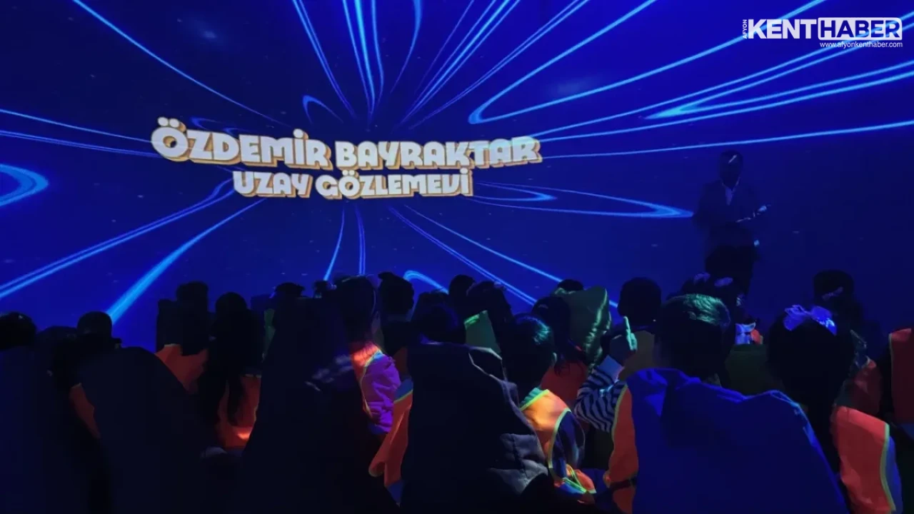 Bolvadinli Miniklerden Özdemir Bayraktar Horan Bilimevi ve Uzay Gözlemevi'ne Bilim Dolu Ziyaret - Detay Görsel 3