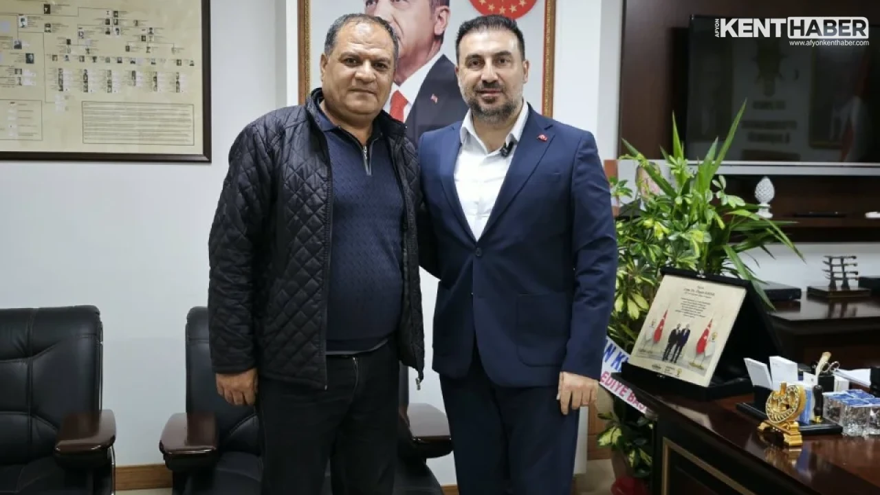 AK Parti Afyonkarahisar İl Başkanlığı'nda Halk Buluşmaları ve Ziyaret Yoğunluğu - Detay Görsel 1