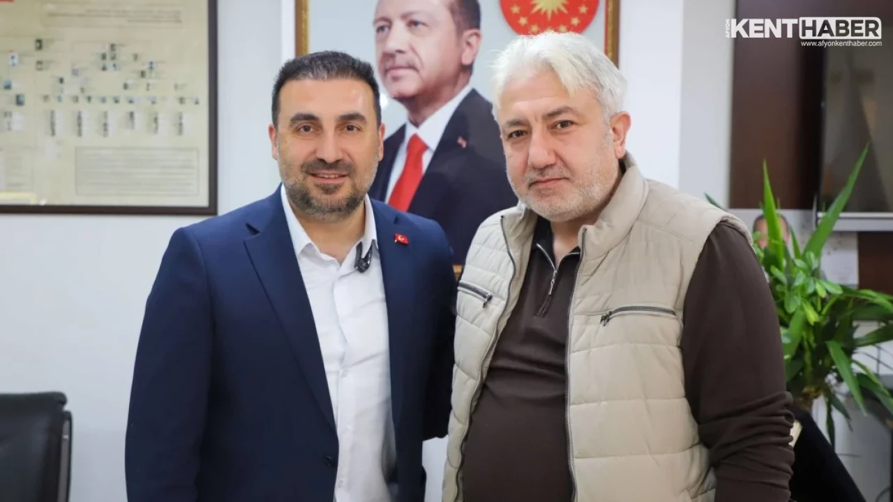 AK Parti Afyonkarahisar İl Başkanlığı'nda Halk Buluşmaları ve Ziyaret Yoğunluğu - Detay Görsel 3