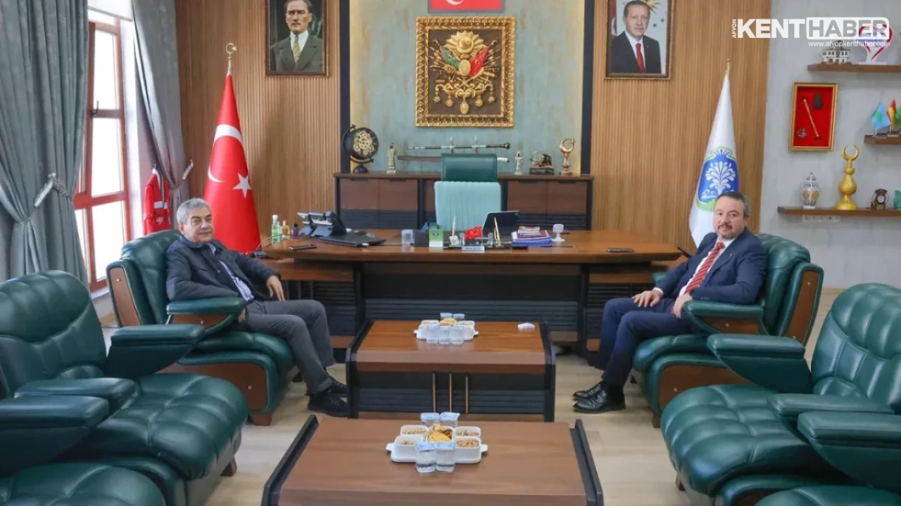 Sandıklı Belediye Başkanı Adnan Öztaş, Kocaeli Vali Yardımcısı Nuri Özder’i Ağırladı