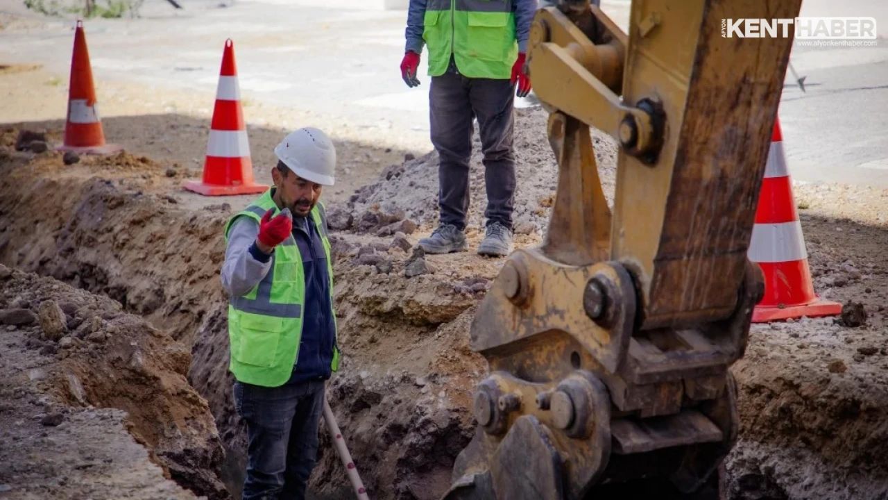 Afyonkarahisar Belediyesinden Selçuklu Mahallesi'nde Yağmur Suyu Hattı Hamlesi - Detay Görsel 1