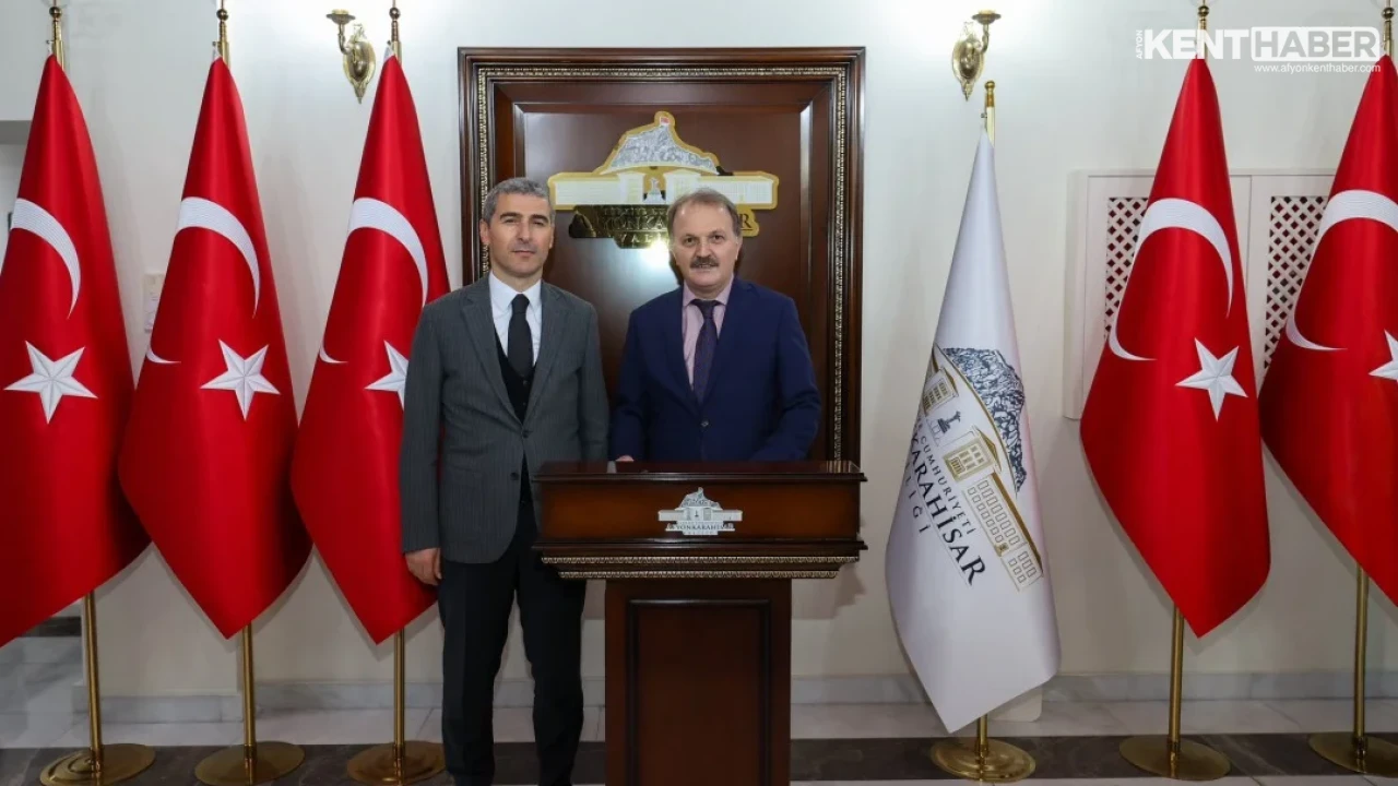 Bakan Yardımcıları Ertem ve Özçelik ile SGK Başkanı Elitaş'tan Vali Aktaş'a Ziyaret - Detay Görsel 1