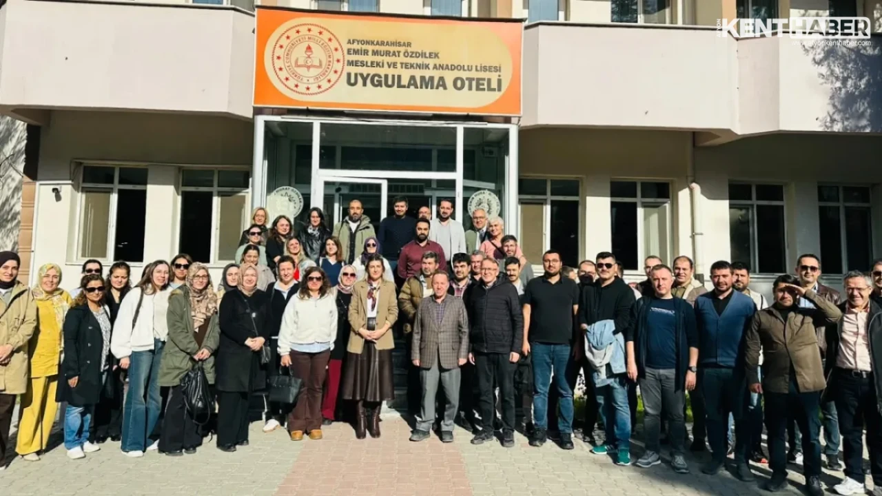 Afyonkarahisar’da TÜBİTAK 4006 Bilim Fuarları ve Bilim Söyleşileri Bilgilendirme Toplantısı düzenlenecek