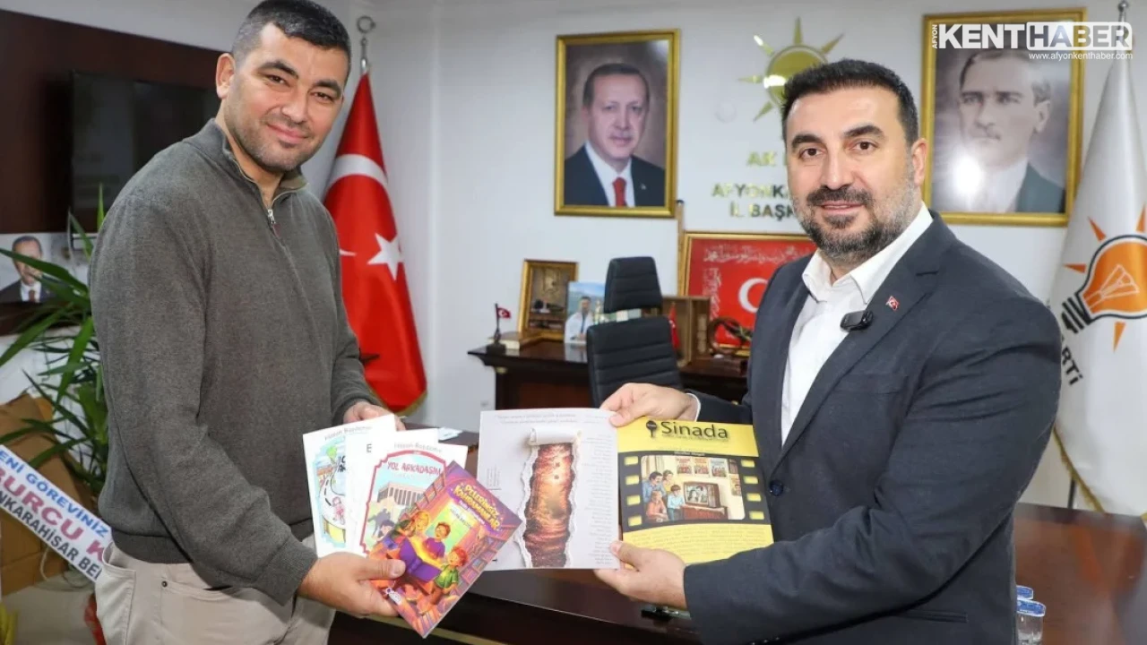 Yazar Hasan Başdemir'den AK Parti Afyonkarahisar İl Başkanı Dr. Özgür Kavak'a Anlamlı Ziyaret - Detay Görsel 1